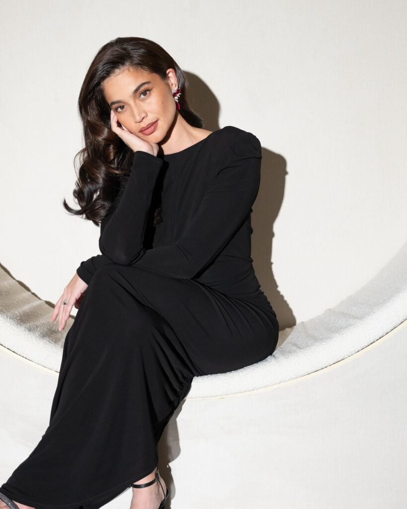 Anne Curtis in hot51