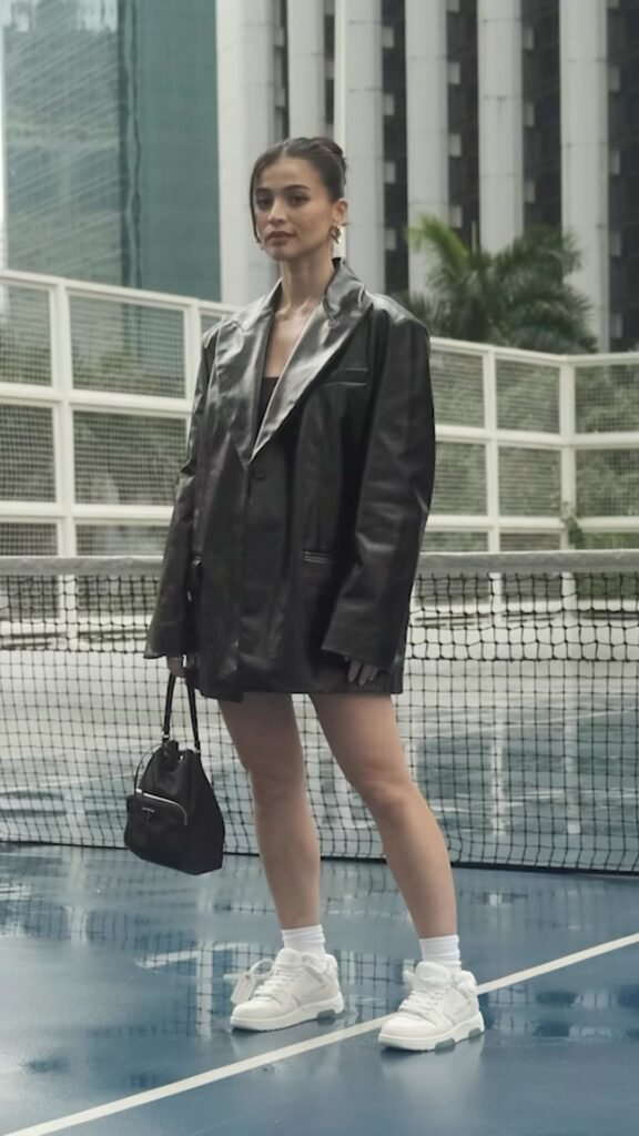 Anne Curtis in hot51