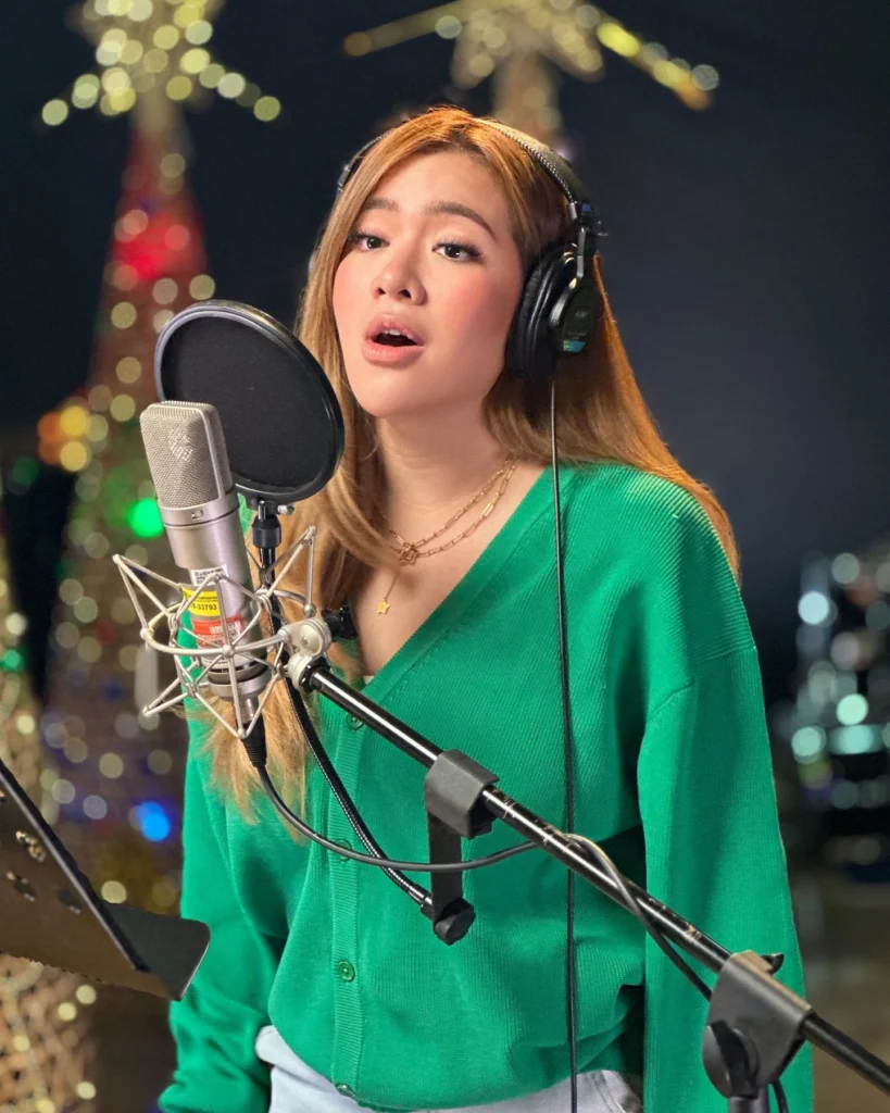 Angeline Quinto in hot51