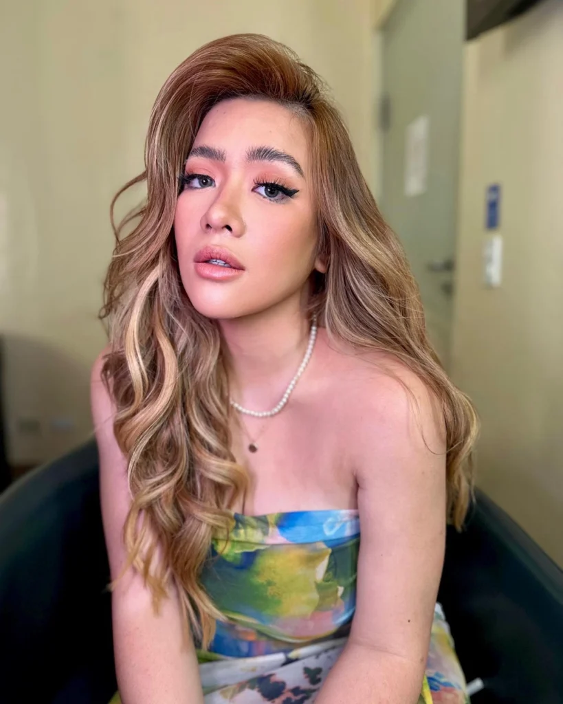 Angeline Quinto in hot51