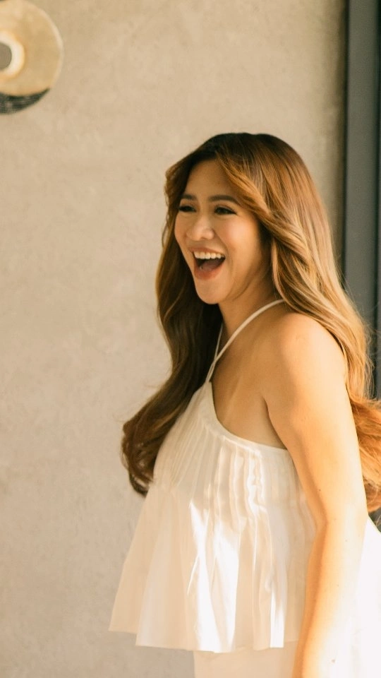 Angeline Quinto in hot51