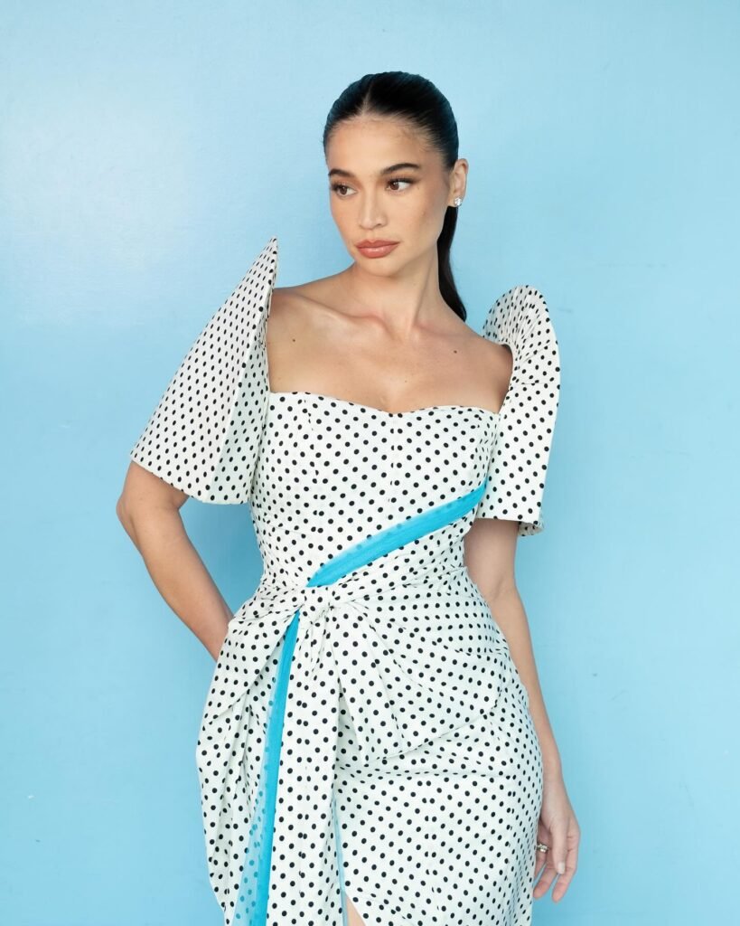 Anne Curtis in hot51