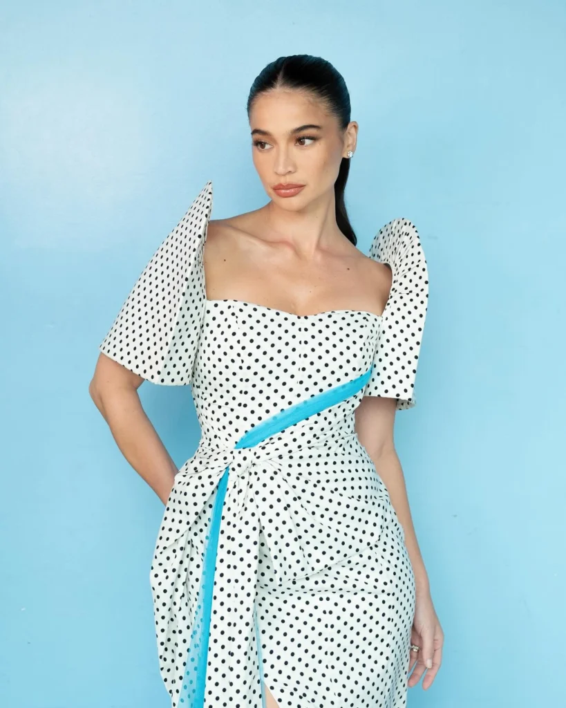  Anne Curtis in hot51