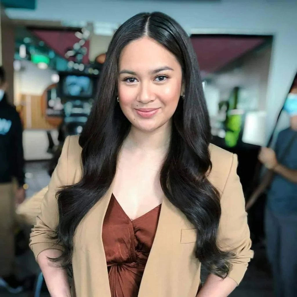  Yen Santos in hot51